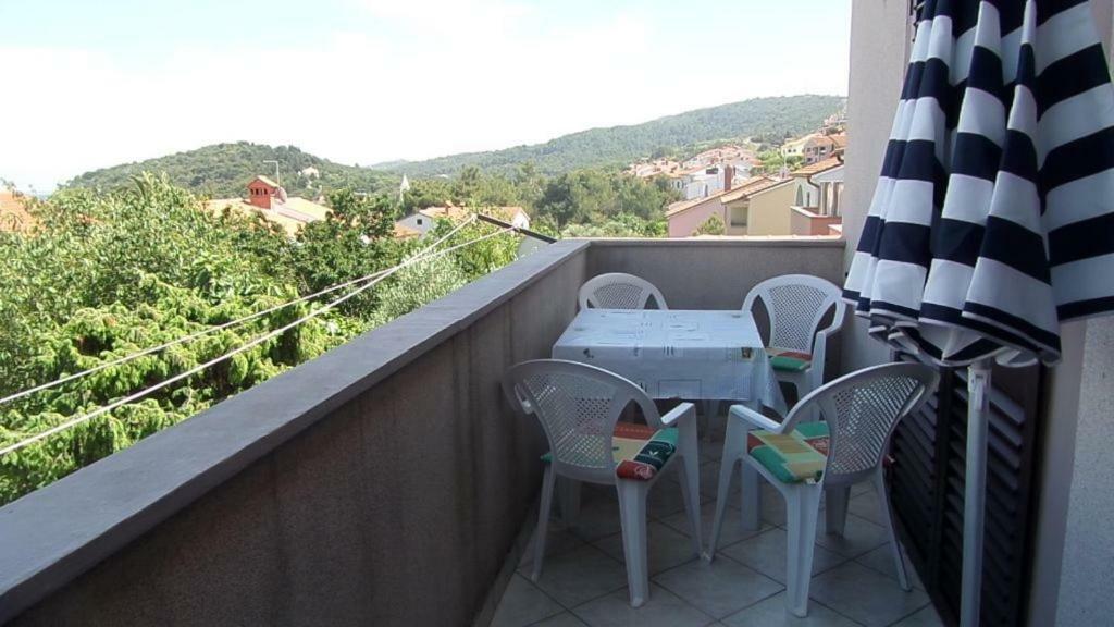 Apartmani Lili Mali Losinj Ngoại thất bức ảnh