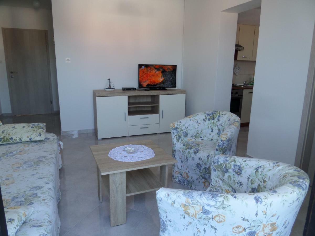 Apartmani Lili Mali Losinj Ngoại thất bức ảnh